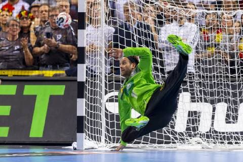 Goalkeeper Silvio Heinevetter No 12 Germany holds a litter Germany vs Norway Semifinal Handball IHF Handball World Championship 25 01 19 Hamburg Hamburg Germany Barclaycard Arena Copyright: xAgentur54Gradx xFelixxKoenigx