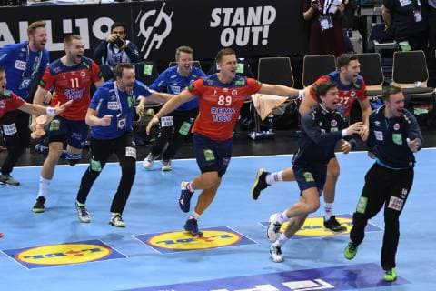 GER IHF WM 2019 Germany GER vs Norway NOR 25 01 2019 GER IHF WM 2019 Germany GER vs Norway NOR in picture the Norwegian team cheers about the entry into the final nordphoto xWitke nph00002