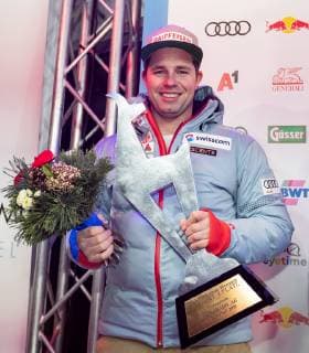 25 01 2019 Streif Kitzbuehel AUT FIS World Cup Alpine Ski Downhill Mens Downhill Beat Feuz SUI 2 Place second placed Beat Feuz of Switzerland during the winner Ceremony for the men s Downhill of FIS Ski Alpine World Cup at the Streif in Kitzbuehel Austria on 2019 01 25 Kitzbuehel  EX_GRO