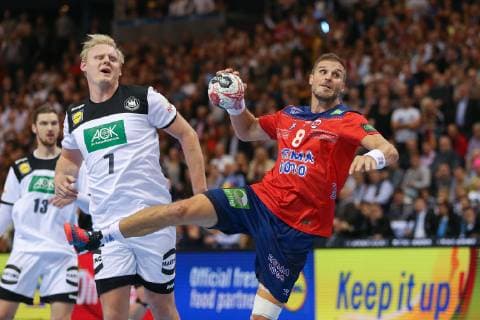 Bjarte Myrhol Norway 8 was by the German defense never to get a grip Partick Wiencek Germany 7 Hendrik Pekeler Germany 13 Germany Norway Handball WM 2019 Hamburg Hamburg Copyright: xEIBNER rrzx ep_rrz