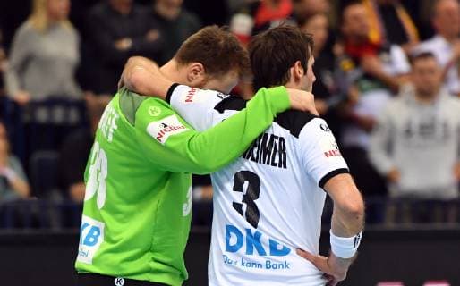 Andreas Wolff TW Germany and Uwe Gensheimer Germany Arm in Arm disappointed after the game Germany Norway Norway IHF Handball World Championship 2019 Handball World Championship 2019 Men Men Men Handball men Handball Germany Germany Semifinal Game 1 half final Hamburg 25 1 2019