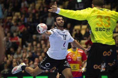 Ahmed Khairy 17 of Egypt and Gonzalo Perez de Vargas Moreno 33 of Spain during the men s IHF Handball World Championship placement match 7 8 between Spain and Egypt in Herning Denmark Saturday Jan 26 2019 Herning Denmark,  Copyright: BoxAmstrup BoxAmstrupx COP105 spdk20190126-181127-L