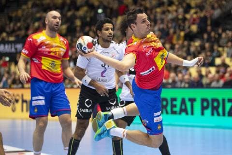 Adrian Figueras Trejo 55 Joan Canellas Reixach 21 of Spain and Omar Elwakil 31 of Egypt during the men s IHF Handball World Championship placement match 7 8 between Spain and Egypt in Herning Denmark Saturday Jan 26 2019 Herning Denmark,  Copyright: BoxAmstrup BoxAmstrupx COP105 spdk20190126-191429-L