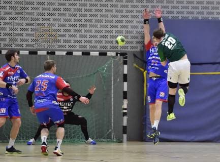 26 01 2019 Handball Season 2018 2019 Test match Friendship match HC Erlangen HCE Rimpar wolves OGo Andreas Schröder 71 HC Erlangen Lukas Siegler 20 DJK Rimpar wolves