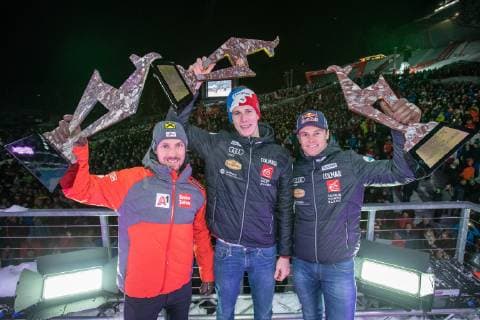 AUT FIS World Cup Ski Alpin Kitzbühel 26 01 2019 Streif Kitzbühel AUT FIS World Cup Ski Alpin Slalom Men Award Ceremony v l Marcel Hirscher AUT 2 Place Clement Noel FRA 1 Place Alexis Pinturault FRA 3 Place f l second placed Marcel Hirscher of Austria winner Clement Noel of France third placed Alexis Pinturault of France during the winner Ceremony for the men s Slalom of FIS Ski Alpine World Cup at the Streif in Kitzbühel Austria on 2019 01 26 Kitzbuehel Tirol Austria Streif Kein Release verfügbar
