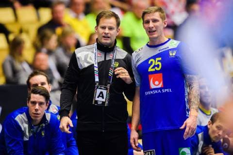 190126 Kristjan Andresson head coach and Linus Arnesson of Sweden during the IHF World Handball Championship placement match between Croatia and Sweden on January 26 2019 in Herning Photo Ludvig Thunman BILDBYR u0081N kod LT 35586,  Copyright: LUDVIGxTHUNMAN BB190126LT036