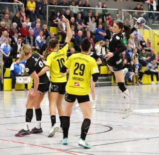 Monika Odrowska VfL Waiblingen at goal throw GER 2 League Women HC Roedertal VfL Waiblingen 26 01 2019 Grosssalza Copyright: xEIBNER Skomudekx EP_eer
