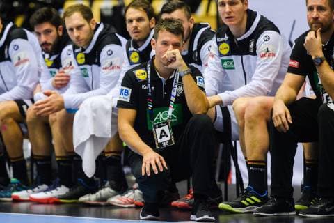 190127 Christian Prokop head coach of Germany looks dejected during the IHF World Handball Championship bronze medal game between Germany and France on January 27 2019 in Herning Photo Ludvig Thunman BILDBYR u0081N kod LT 35587,  Copyright: LUDVIGxTHUNMAN BB190127LT005