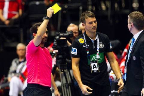 190127 Christian Prokop head coach of Germany gets a yellow card during the IHF World Handball Championship bronze medal game between Germany and France on January 27 2019 in Herning Photo Ludvig Thunman BILDBYR u0081N kod LT 35587,  Copyright: LUDVIGxTHUNMAN BB190127LT021