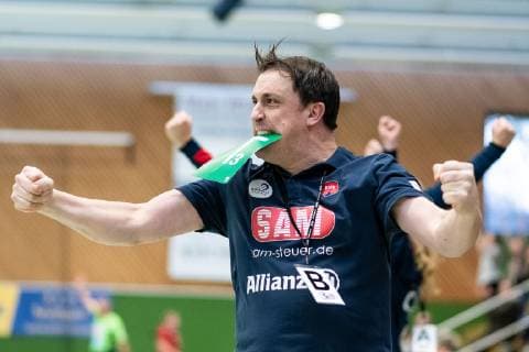Mike Leibssle SG H2Ku Herrenberg Kuties Chief Coach SG H2Ku Herrenberg Kuties vs. HL Buchholz 08 Rosengarten Luchse Handball 2 Bundesliga Women HBF Season 18 19 27 01 2019 SG H2Ku Herrenberg Kuties vs. HL Buchholz 08 Rosengarten Luchse Handball 2 Bundesliga Women HBF Season 18 19 27 01 2019 Mens HBF Copyright: xEibner-Pressefoto WolfgangxFrankx SGH