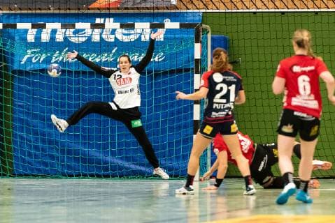 Monika Lide SG H2Ku Herrenberg Kuties 12 SG H2Ku Herrenberg Kuties vs. HL Buchholz 08 Rosengarten Luchse Handball 2 Bundesliga Women HBF Season 18 19 27 01 2019 SG H2Ku Herrenberg Kuties vs. HL Buchholz 08 Rosengarten Luchse Handball 2 Bundesliga Women HBF Season 18 19 27 01 2019 Herrenberg Kuties vs. HL Buchholz 08 Rosengarten Luchse Handball 2 Bundesliga Women HBF Season 18 19 27 01 2019 Herrenberg Copyright: xEibner-Pressefoto WolfgangxFrankx SGH