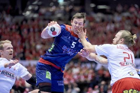 IHF Men s World Championship WM Weltmeisterschaft 2019 Final handball match. Sander Sagosen (5) of Norway and Henrik Mollgaard (21) of Denmark during the men s IHF Handball World Championship Final between Denmark and Noway at the Jyske Bank Boxen arena in Herning Denmark on Sunday January 27 2019. Denmark 