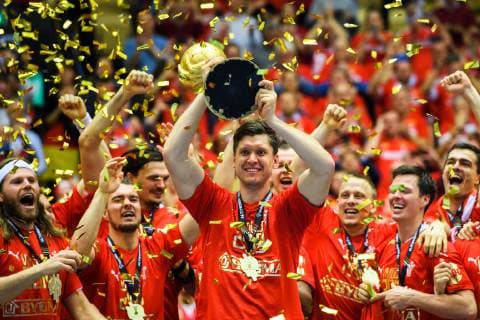 190127 Goalkeeper Niklas Landin of Denmark celebrates with the trophy after the IHF World Handball Championship final between Norway and Denmark on January 27 2019 in Herning Photo Ludvig Thunman BILDBYR u0081N kod LT 35588,  Copyright: LUDVIGxTHUNMAN BB190127LT144