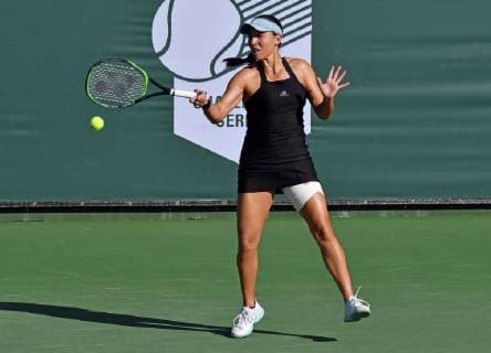 NEWPORT BEACH, CA - JANUARY 27: Jessica Pegula (USA) in action in a finals match during the Oracle Challenger Series, on January 27, 2019, played at the Newport Beach Tennis Club in Newport Beach, CA. (Photo by John Cordes Icon Sportswire) TENNIS: JAN 27 Oracle Challenger Series Icon506190127006 EDITORIAL USE ONLY