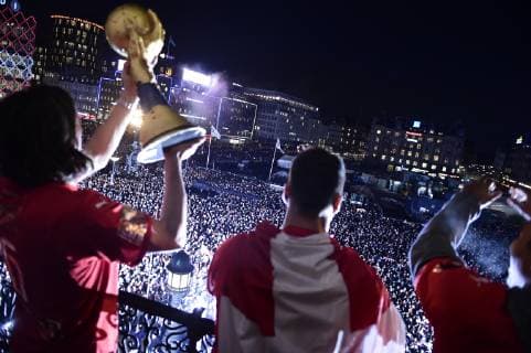 The Danish mens team that Sunday won gold in the World Cup in handball is hailed at Koebenhavns Raadhusplads Monday 28 January 2019 The handball champions are hailed from ball,  Copyright: MadsxClausxRasmussenx COP107 spdk20190128-181810-L