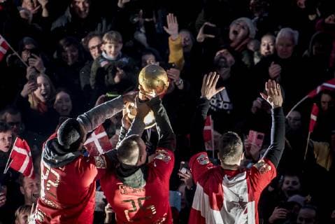 The Danish mens team that won gold in the World Cup in handball is hailed at Koebenhavns Raadhusplads Monday 28 January 2019 Copenhagen Denmark,  Copyright: RitzauxScanpix MadsxClausxRasmussenx COP107 spdk20190128-194959-L