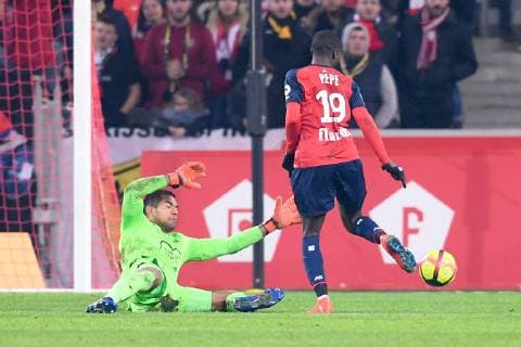 40 WALTER BENITEZ (NICE) FOOTBALL : Lille vs Nice - Ligue 1 Conforama - 01 02 2019 FEP Panoramic 