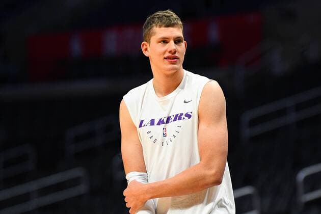 LOS ANGELES, CA - JANUARY 31: Los Angeles Lakers Forward Moritz Wagner (15) looks on before a NBA Basketball Herren USA game between the Los Angeles Lakers and the Los Angeles Clippers on January 31, 2019 at STAPLES Center in Los Angeles, CA. (Photo by Brian Rothmuller Icon Sportswire) NBA: JAN 31 Lakers at Clippers Icon190131082 EDITORIAL USE ONLY