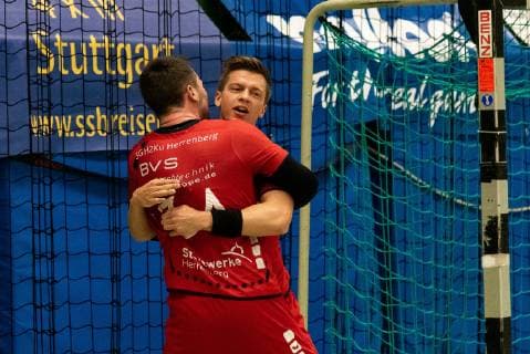 Marvin Seeger SG H2Ku Herrenberg 06 Sandro Muench SG H2Ku Herrenberg 34 victory celebration after end of game SG H2Ku Herrenberg vs. HSG Konstanz 2 Handball BWOL Maenner 02 02 2019 SG H2Ku Herrenberg vs. HSG Konstanz 2 Handball BWOL Maenner 02 02 2019 Herrenberg Copyright: xEIBNER WolfgangxFrankx EP_WFK