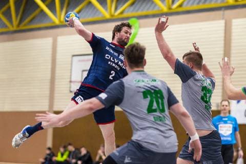 Oehringen Germany 02 February 2019 Hohenlohe Cup 2019 SG BBM Bietigheim vs DjK Rimpar Robin Haller SG BBM Bietigheim Lukas Siegler Rimpar Michael Schulz Rimpar Oehringen Hohenlohehalle Baden Württemberg Germany