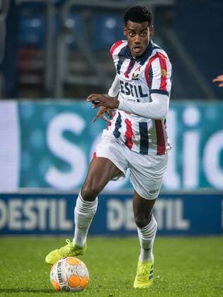 Alexander Isak of Willem II during the Dutch Eredivisie match between Willem II Tilburg and FC Groningen at Koning Willem II stadium on February 02, 2019 in Tilburg, The Netherlands Dutch Eredivisie 2018 2019 xVIxVIxImagesx xRonaldxBonestrooxIVx 13520843