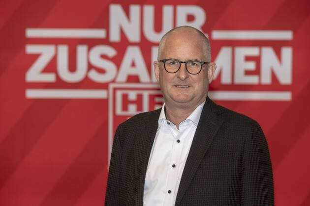 Jens Rauschenbach is the new President of the HFC Annual General Meeting of the HFC and is elected DFL REGULATIONS PROHIBIT ANY USE OF PHOTOGRAPHS as IMAGE SEQUENCES and or QUASI VIDEO Copyright xVIADATA xHolgerxJohn Halle Saale Sachsen Anhalt Germany