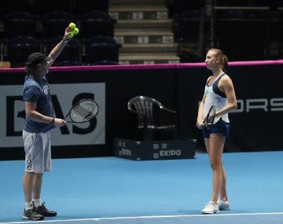 Mona Barthel GER