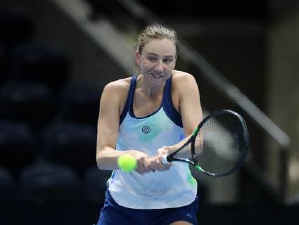 Mona Barthel GER