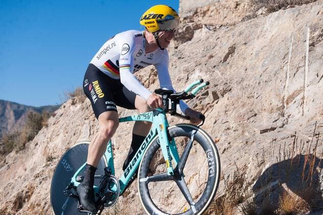 Sport Themen der Woche KW06 Sport Bilder des Tages Tony Martin (GER Jumbo-Visma) - Aktion Rennszene - Hochformat - hoch - - Event Veranstaltung: 70. Volta a la Comunitat Valenciana - 1.Etappe Stage 1: Orihuela to Orihuela 10.3 km Einzelzeitfahren - I.T.T. - Ort Location: Orihuela - Region: Provinz Alicante - Land Country: Spanien Spain - Datum Date: 06.02.2019 *** Tony Martin GER Jumbo Visma action racing scene portrait format portrait event event 70 Volta a la Comunitat Valenciana 1 stage stage 1 Orihuela to Orihuela 10 3 km individual time trial I T T place location Orihuela region province Alicante country Country Spain Spain date 06 02 2019 Stiehl Photography