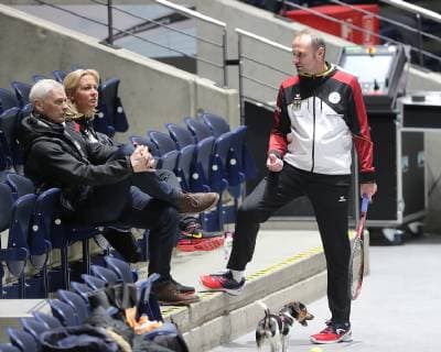 Team captain Jens Gerlach GER in conversation with Barbara Rittner GER