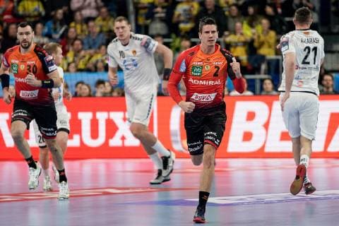 goal scorer Andre Schmid Andy Schmid RNL 2 cheers on a goal cheers goal cheers goal celebration celebrate the goal goal goal celebration cheers about the goal optimistic game scene highlight action action handball champions league Rhine Neckar lions RK Vardar Skopje xozx
