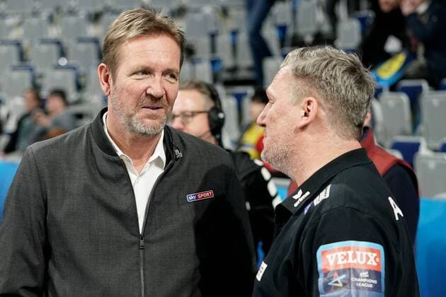 v left Martin Schwalb Expert Sky Sport TV Television in conversation with Nikolaj Jacobsen Trainer Head Coach RNL Handball Champions League Rhein Neckar Löwen RK Vardar Skopje xozx