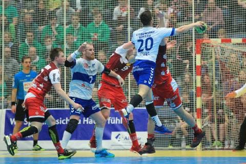 Jonas Hoenicke Dessau Rosslau 20 throws on the goal at the game TUSEM Essen vs. Dessau Rosslauer HV Handball 2 Bundesliga 08 02 2019 TUSEM Essen vs. Dessau Rosslauer HV Handball 2 Bundesliga 08 02 2019 Essen Copyright: xEIBNER MarioxHommesx EP_MHS