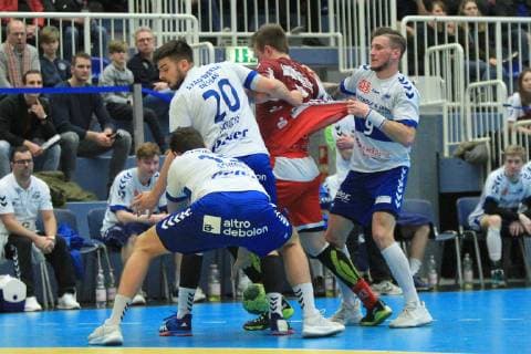 Daniel Schmidt Dessau Rosslau 19 Jonas Hoenicke Dessau Rosslau 20 and Marek Vanco Dessau Rosslau 9 block an attack of Luca Witzke Essen 7 at the game TUSEM Essen vs. Dessau Rosslauer HV Handball 2 Bundesliga 08 02 2019 TUSEM Essen vs. Dessau Rosslauer HV Handball 2 Bundesliga 08 02 2019 Essen Copyright: xEIBNER MarioxHommesx EP_MHS