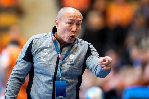 190209 Kielce Assistant coach Talant Dujshebaev during the handball match in the Champions League between Kristianstad and Kielce on February 9, 2019 in Kristianstad,  Copyright: AvdoxBilkanovic BB190209AB132