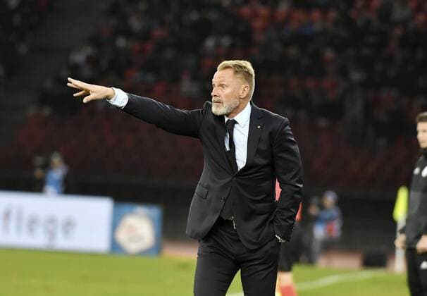 09.02.2019 Zuerich.Stadion Letzigrund Fussball Herren Saison 2018 2019 Derby FC Zuerich - Grasshopper Club Zuerich. Im Bild : Trainer Thorsten Fink (GC) Aktion Einzelbild *** 09 02 2019 Zurich Stadium Letzigrund Football Men Season 2018 2019 Derby FC Zurich Grasshopper Club Zurich In picture Trainer Thorsten Fink GC Action single picture 