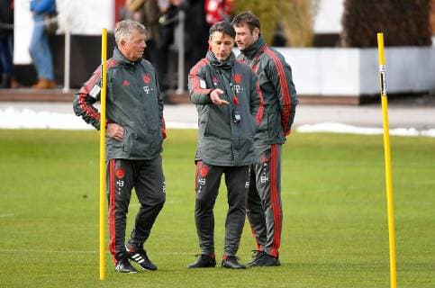 10 02 2019 xemx Soccer 1 Bundesliga FC Bayern Munich Training emspor v l Co Coach Peter Hermann FC Bayern Munich Head Coach Niko Kovac FC Bayern Munich and Co Coach Robert Kovac FC Bayern Munich DFL DFB REGULATIONS PROHIBIT ANY USE OF PHOTOGRAPHS as IMAGE SEQUENCES and or QUASI VIDEO Munich