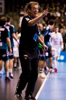 10 02 2019 xfrx Handball EHF Cup Fuechse Berlin St Raphael Var emspor v l Trainer Velimir Petkovic Fuechse Berlin DFL DFB REGULATIONS PROHIBIT ANY USE OF PHOTOGRAPHS as IMAGE SEQUENCES and or QUASI VIDEO Berlin