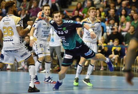 Mijajlo Marsenic Foxes litter left Jeremy Toto Saint Raphael Foxes Berlin vs. HCN Constanta EHF Cup Mens 2018 2019 Group stage Men men Handball Germany Germany Max Schmeling Halle Berlin 10 2 2019