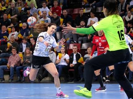 10 02 2019 Germany Bietigheim Handball EHF Cup Women Women Season 2018 2019 SG BBM Bietigheim vs Sports Club Magura Cisnadie v l Karolina Kudlacz Gloc BBM Elena Gabriela Voicu Magura