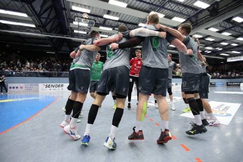 Victory celebration at DJK Rimpar Woelfe TV Emsdetten vs DJK Rimpar Woelfe Handball 2 Bundesliga 10 02 2019 TV Emsdetten vs DJK Rimpar Woelfe Handball 2 Bundesliga 10 02 2019 Emsdetten Copyright: xEIBNER JanxStrohdiekx EP_JSK