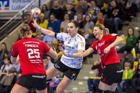 Ludwigsburg Germany 10 February 2019 EHF Cup 18 19 SG BBM Bietigheim vs SC Magura Cisnadie Andrada Tomescu Cisnadie Karolina Kudlacz Gloc Bietigheim Ludwigsburg MHP Arena Baden Württemberg Germany