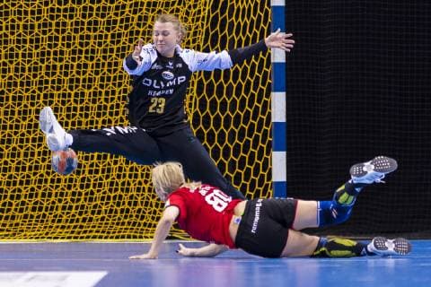 Ludwigsburg Germany 10 February 2019 EHF Cup 18 19 SG BBM Bietigheim vs SC Magura Cisnadie Goalkeeper Valentyna Salamakha Bietigheim Roxana Gatzel Cisnadie Ludwigsburg MHP Arena Baden Württemberg Germany