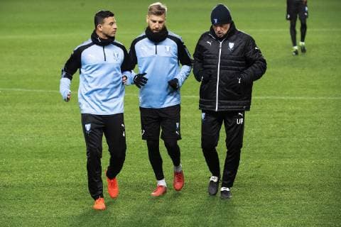 190213 Behrang Safari Rasmus Bengtsson and Uwe Rösler head coach of Malmö FF during a training session ahead of the Europa League match between Malmö FF and Chelsea on February 13 2019 in Malmö Photo Ludvig Thunman BILDBYRAN kod LT 35599,  Copyright: LUDVIGxTHUNMAN BB190213LT029