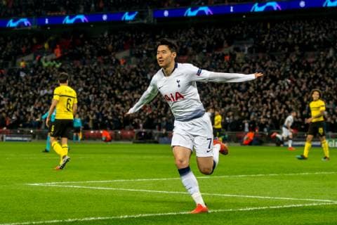 Son Heung-Min of Tottenham Hotspur celebrates scoring the opening goal during the UEFA Champions League round of 16 match between Tottenham Hotspur and Borussia Dortmund at Wembley Stadium, London, England on 13 February 2019. Copyright: xSalvioxCalabresex 22920016