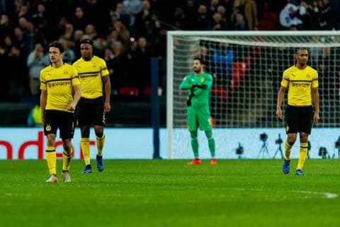 England London 13 02 2019 UEFA Champions League 2018 19 Season Round of 16 First leg Tottenham Hotspur FC BV Borussia Dortmund Thomas Delaney BVB Dan Axel Zagadou BVB Goalkeeper Roman Buerki BVB Abdou Diallo BVB disappointed after conceding goal to 1 0 DeFodi048