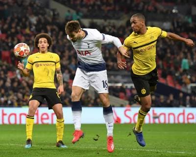 Tottenham Hotspur v Borussia Dortmund UEFA Champions League Fernando Llorente of Tottenham Hotspur out jumps Abdou Diallo of Borussia Dortmund to make it 3:0 during the UEFA Champions League match at Wembley Stadium, London Content Not Available For UK Newspapers Copyright: xMartynxHaworthx FIL-12886-0044