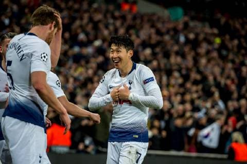 Jan Vertonghen of Tottenham Hotspur celebrates scoring his goal with Son Heung-Min of Tottenham Hotspur during the UEFA Champions League round of 16 match between Tottenham Hotspur and Borussia Dortmund at Wembley Stadium, London, England on 13 February 2019. Copyright: xSalvioxCalabresex 22920046