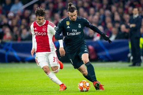 Nico Tagliafico of Ajax, Gareth Bale of Real Madrid during the UEFA Champions League round of 16 match Ajax Amsterdam and Real Madrid at the Johan Cruijff Arena on February 13, 2019 in Amsterdam, The Netherlands UEFA Champions League 2018 2019 xVIxVIxImagesx xTomxBodexMultimediaxIVx 13621465