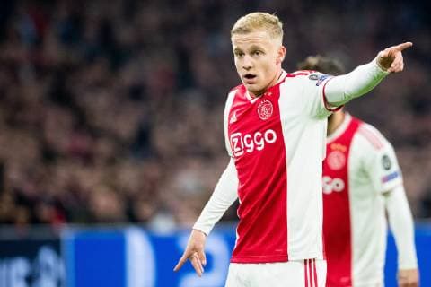 Donny van de Beek of Ajax during the UEFA Champions League round of 16 match Ajax Amsterdam and Real Madrid at the Johan Cruijff Arena on February 13, 2019 in Amsterdam, The Netherlands UEFA Champions League 2018 2019 xVIxVIxImagesx xTomxBodexMultimediaxIVx 13625965